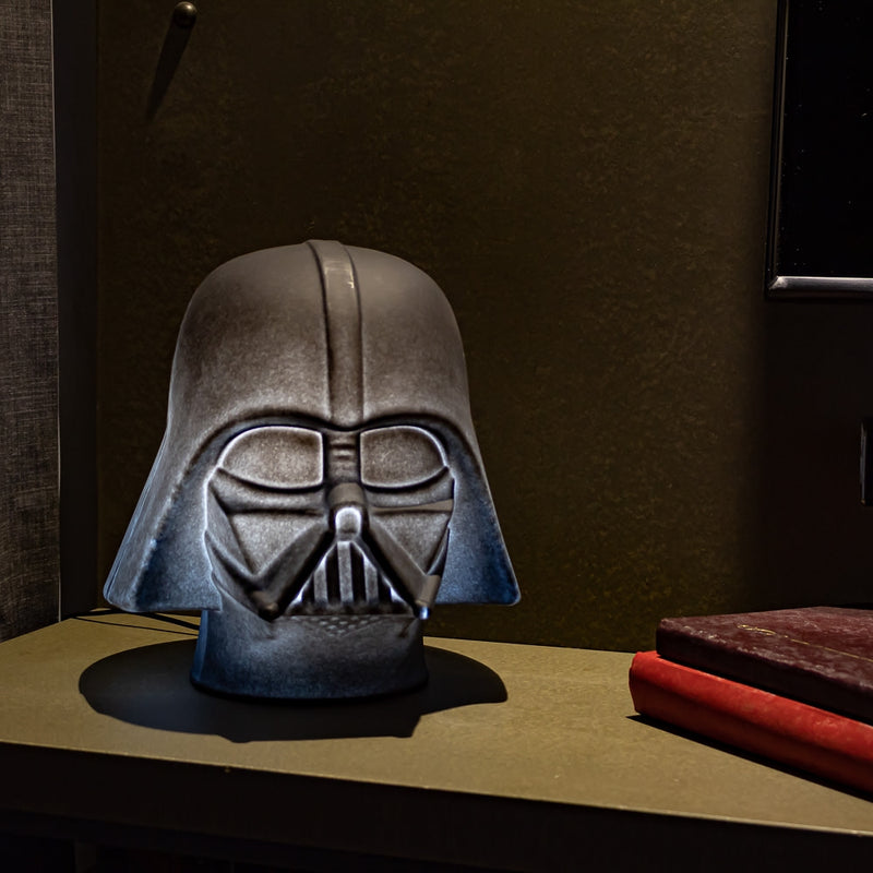 Luminária Darth Vader LED Star Wars - Decoração Geek com Iluminação Ambiente